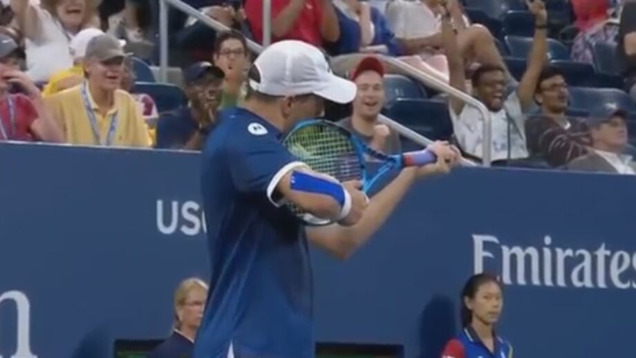 Mike Bryan apontou raquete em forma de arma a árbitra portuguesa no US Open