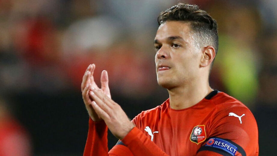 Hatem Ben Arfa continua como jogador livre: «É como uma mulher, se não te excita...»