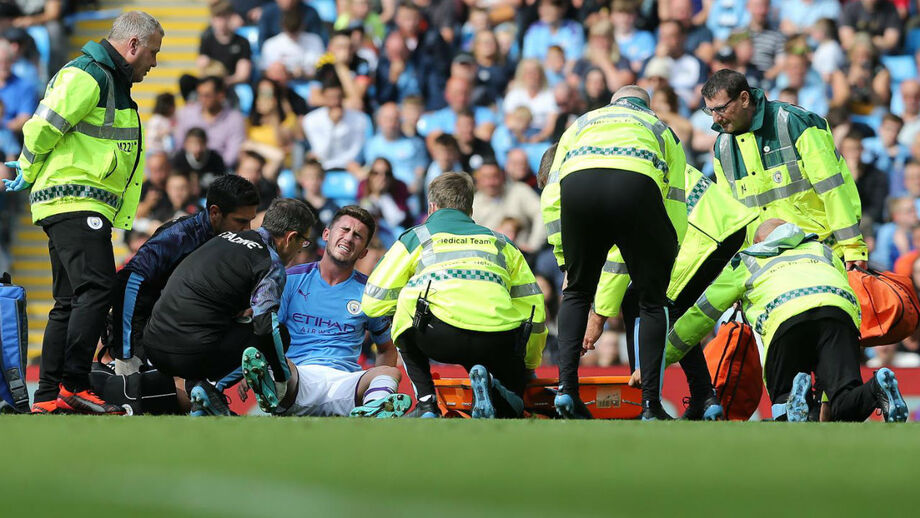 Laporte operado ao joelho direito