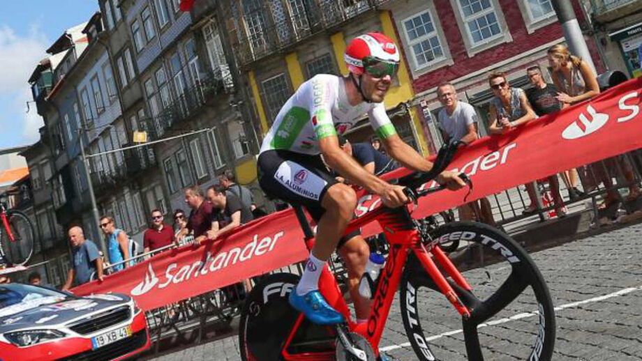 Emanuel Duarte é o primeiro líder da Volta a Portugal do Futuro