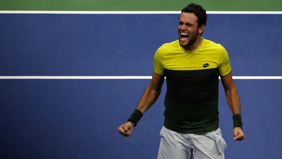 Matteo Berrettini elogiado por corpo de top model