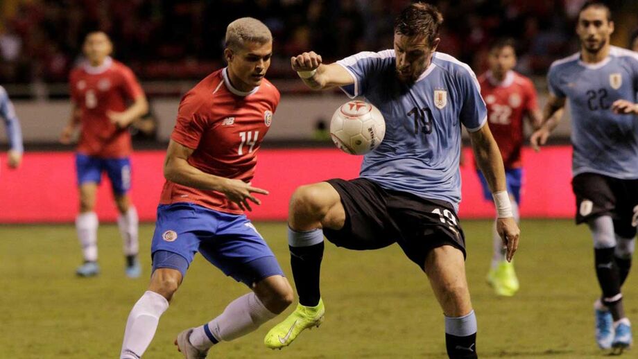 Coates titular na vitória do Uruguai frente à Costa Rica