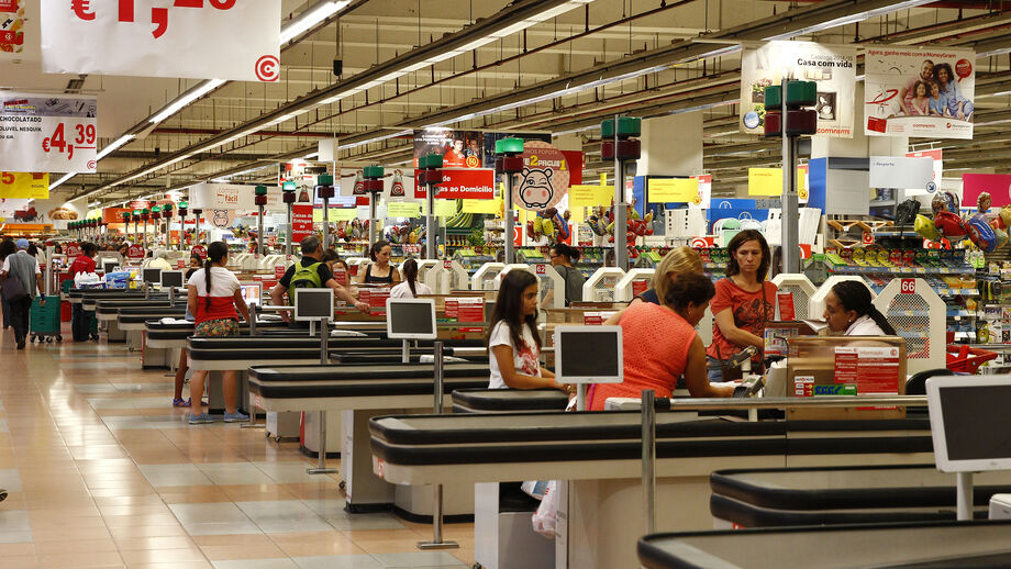 Crédito ao consumo atinge recorde em julho
