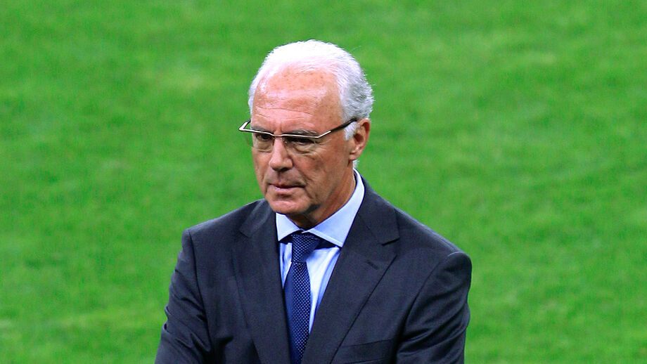 Um enfarte e a perda quase total da visão de um olho: Beckenbauer debilitado