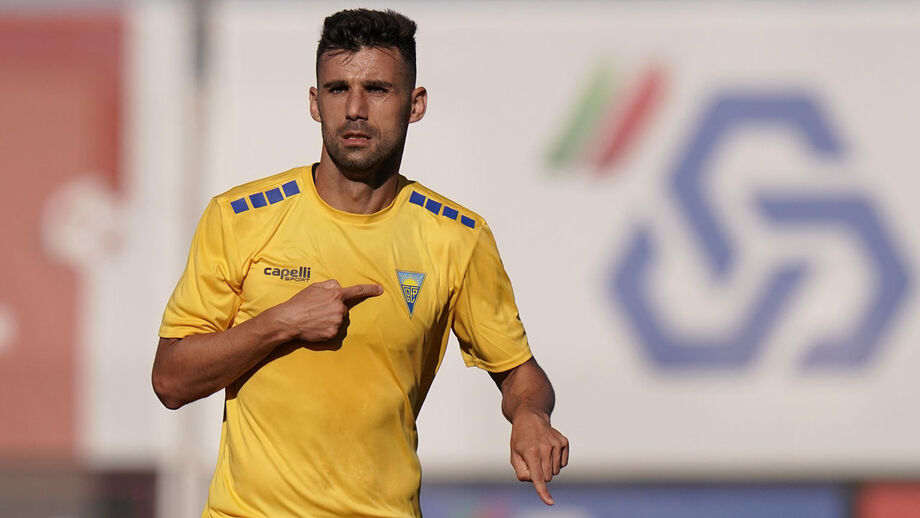 Vilafranquense-Estoril, 1-4: Canário mete a quarta e deixa ribatejanos com a 'lanterna'