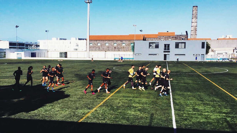 Rabo de Peixe-Ac. Viseu, 0-1: Golo nos descontos vale apuramento dos viseenses