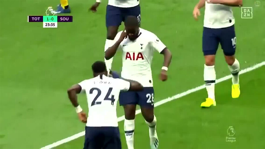Tottenham marcou e NDombèlé... gozou com o VAR