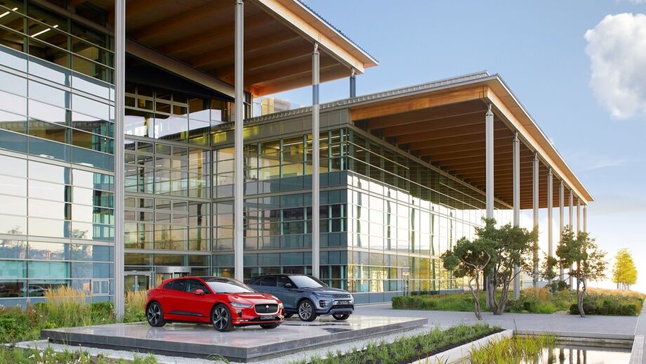 Jaguar inaugura novo centro de design avançado
