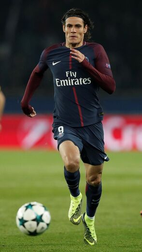 Cavani: termina contrato no próximo ano e a renovação de contrato negociada em julho caiu por terra