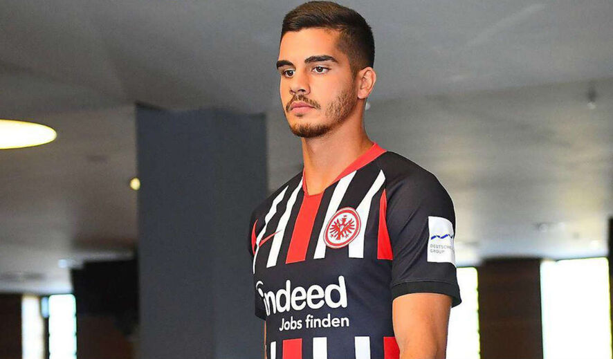 André Silva. A ideia de Peter Lim era comprar o avançado ao AC Milan, mas o técnico espanhol não quis o internacional português.