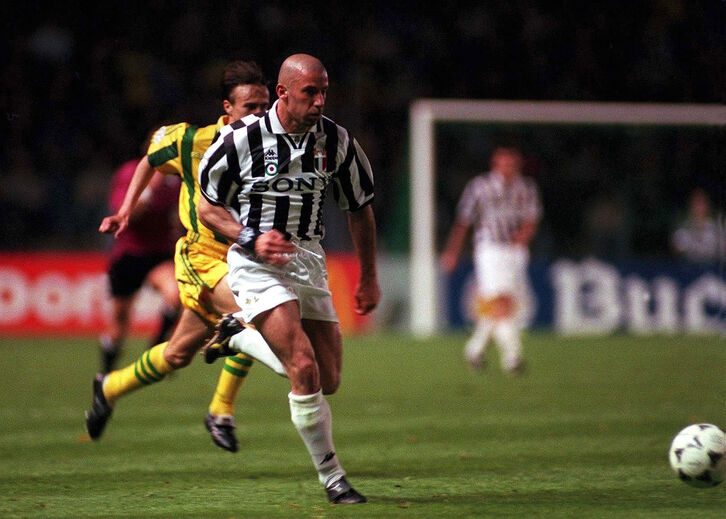 1. Gianluca Vialli (1992-93, da Sampdoria para a Juventus, por 16,5 milhões de euros) - valor atual 232,2 milhões