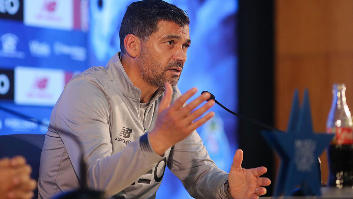 Sérgio Conceição bem ao seu estilo: os papagaios, um almoço e um balneário sem meninos - Record