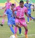 Camilo Mena (Tigres) - Não são muitos os jogadores que podem dizer que aos 16 anos já contabilizava mais de 30 partidas realizadas no futebol profissional, mas o colombiano Camilo Mena pode fazê-lo. O avançado, de agora 17 anos, já se estreou pela equipa nacional sub-15 e sub-17 da Colômbia, assim como a equipa principal do Tigres, clube da segunda divisão mexicana. Recentemente, o clube rejeitou ofertas vindas de outros clubes do México e da Argentina. 'Ele é bom tecnicamente, é rápido e tem faro pelo golo', afirmou Óscar Morena, técnico do Tigres.