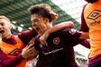 Aaron Hickey (Hearts) - O constante interesse do Manchester City em Aaron Hickey, defesa do Hearts, não é de agora, mas intensificou-se no final da Taça da Escócia, no encontro diante do Celtic. Hickey, nessa partida, operou no meio-campo, mas agora é mais utilizado como lateral esquerdo. Bom com os dois pés, Aaron é excelente a sair com bola em situações difíceis. Embora pareça leve, é forte no combate corpo-a-corpo.