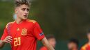 Germán Valera (Atlético Madrid) - Atlético Madrid e Villarreal sempre travaram boas negociações, até à altura em que os dois clubes se encontraram, na úlitma temporada, no campeonato de Juvenis, após ver uma partida de Germán Valera. Nessa tarde, os presidentes dos dois emblemas não se sentaram na mesma mesa para almoçar. Técnico, habilidoso com os dois pés, rápido e bom driblador, Germán costuma alinhar na ala esquerda. Além disso, é capitão da seleção sub-17 de Espanha.
