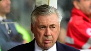 Carlo Ancelotti continua seguro no comando do Nápoles, onde chegou na temporada passada