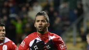 Mehdi Carcela-Gonzalez (Standard Liege) - Antigo jogador do Benfica, em 2010 pensava-se que Carcela poderia atingir um bom nível, mas a sua carreira nunca chegou ao patamar que se imaginou.