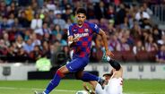 3. Apesar de ter tido uma estreia para esquecer - acabou expulso após 14 minutos em campo, frente ao Sevilha -, Ronald Araujo é visto como o futuro grande 'patrão' da defesa do Barcelona. Chamado à tour de pré-temporada do clube, no Japão, o jovem defesa de 20 anos chegou mesmo a alinha de início frente ao Vissel Kobe. Atualmente, tem uma cláusula de rescisão fixada nos 90 milhões de euros.
