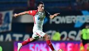 Matías Palacios (San Lorenzo) - Se aos 17 anos fosses comparado com Juan Román Riquelme, dirias que tens tudo para singrar no mundo do futebol. É o caso de Matías Palacios, médio dos argentinos do San Lorenzo, que viu Pablo Aimar a render-se às suas qualidades técnicas em tão tenra idade. 'Não o quero comparar com Riquelme, mas tem muitas semelhanças', afirmou o antigo jogador do Benfica e atual selecionador dos sub-17 da Argentina.