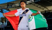 Efraín Álvarez (LA Galaxy) - Nascido em Los Angeles, Álvarez costumava participar de seleções jovens dos EUA, mas mudou-se para o México em 2016. Com o pé esquerdo cheio de recursos e criatividade, Álvarez já chegou a apontar alguns golos especiais. O seu talento bruto fê-lo receber muitos elogios de... Zlatan Ibrahimovic, companheiro de equipa nos LA Galaxy, que classificou-o como o melhor talento da MLS 'de longe'.
