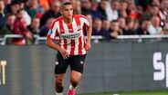 Mohamed Ihattaren (PSV) - Uma das maiores promessas da formação holandesa, Mohamed Ihattaren segue os passos dos seus antecessores Ibrahim Afellay, Ismaïl Aissati e Zakaria Labyad. Ihattaren é médio e atua no PSV Eindhoven e, apesar de estar ligado a clubes como RB Leipzig, Manchester City, Manchester United e Chelsea, admite que o mais importante é 'estar perto da família'.