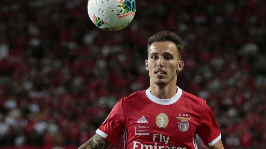 Grimaldo atira como ninguém