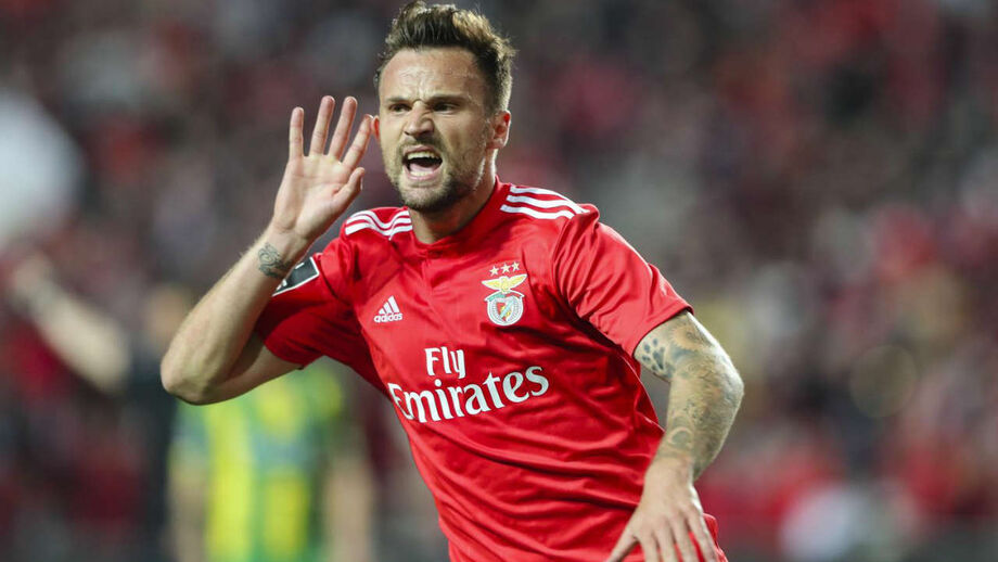 Seferovic distinguido pelos adeptos suíços