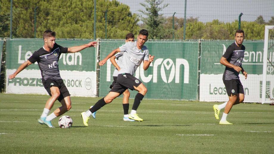 Equipa principal do Sporting vence os sub-23 num jogo-treino