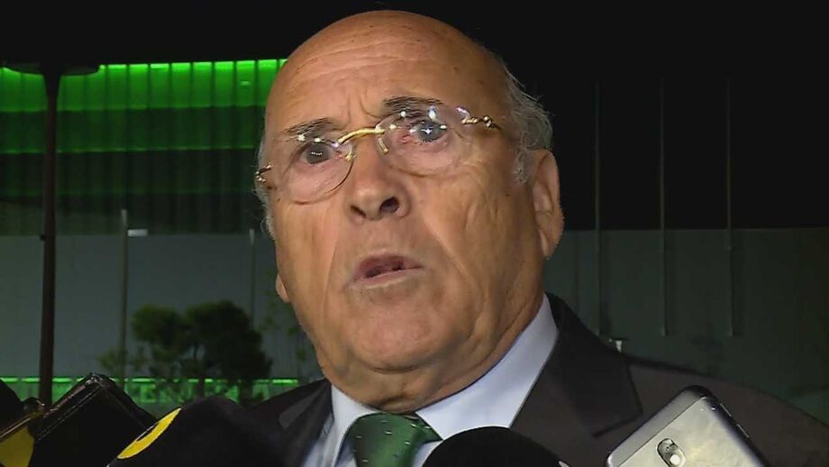 Sousa Cintra visa Varandas: «Parece que é o dono da quinta...»