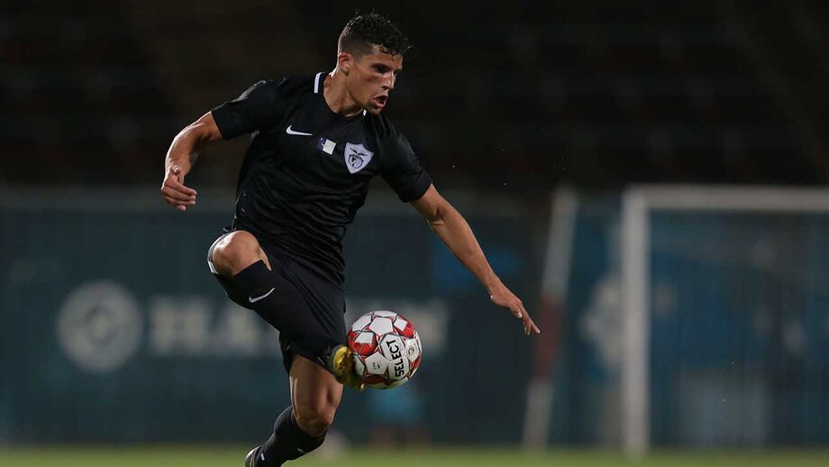 Rafael Ramos persegue estreia absoluta na Liga