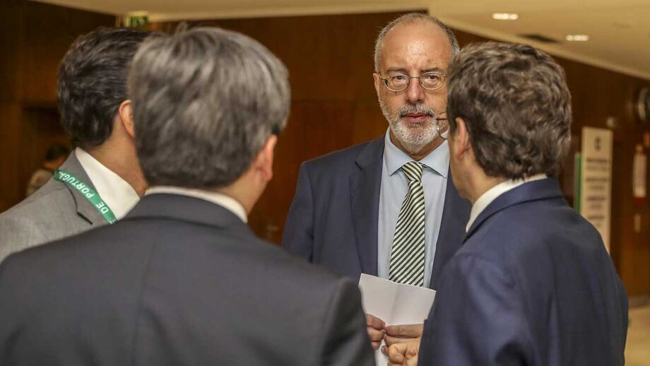 Voto fora de Lisboa em análise