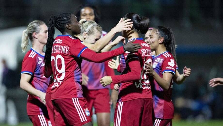 Lyon e Wolfsburgo perto dos 'quartos' da Champions feminina