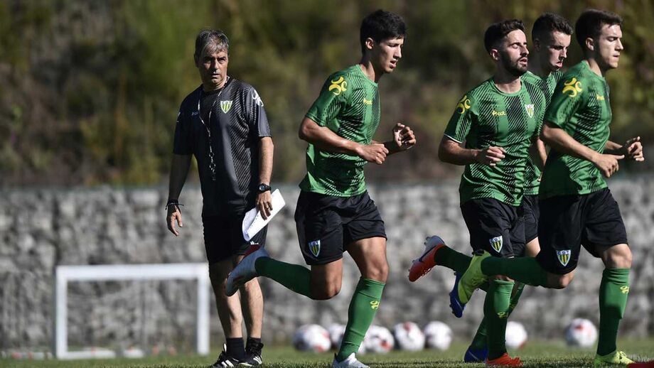 Internacionais à disposição de Natxo González