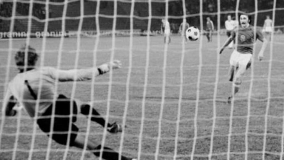 Panenka e o penálti que 'fintou' o destino: «Se tivesse falhado, seria trabalhador fabril»