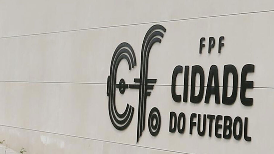 Reunião de presidentes na Cidade do Futebol