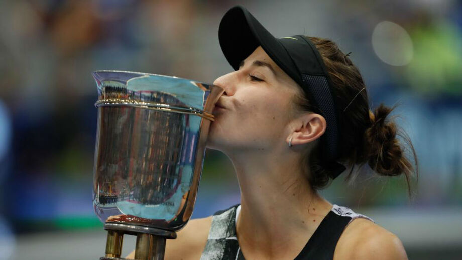 Belinda Becic vence torneio de ténis de Moscovo