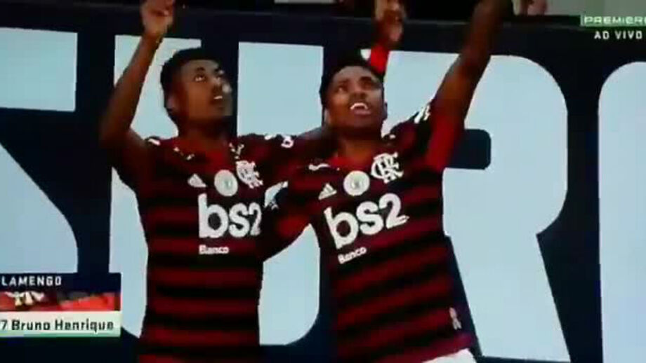 Bruno Henrique abriu desta forma o marcador para Jorge Jesus
