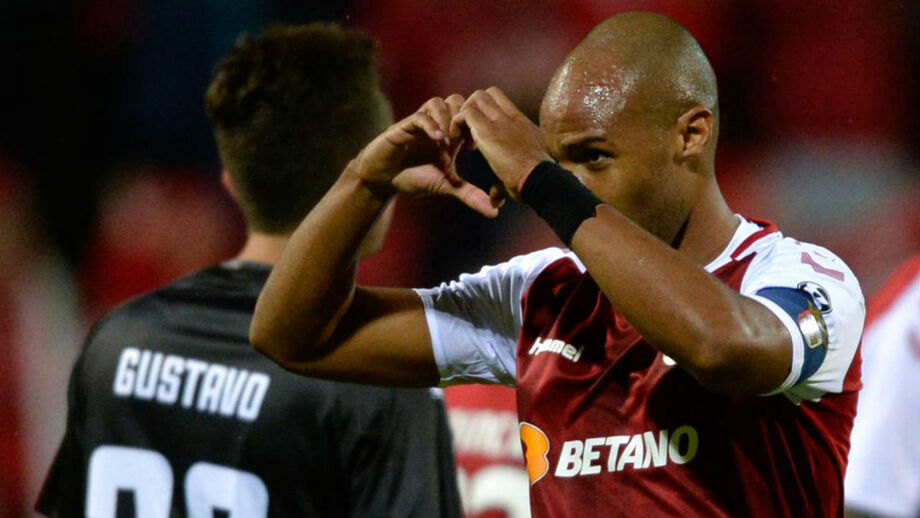 Sp. Braga apoia Liga Portuguesa Contra o Cancro diante do Besiktas