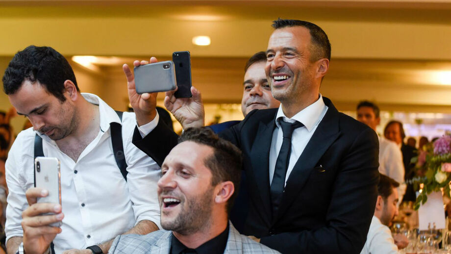 Jorge Mendes desce uma posição na lista dos empresários mais influentes do mundo