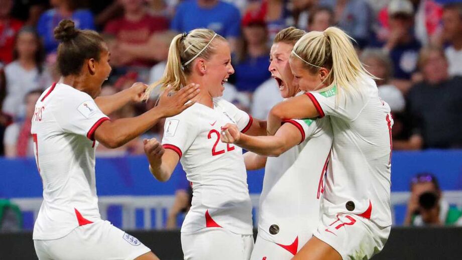 FIFA investe 449 milhões de euros para desenvolver o futebol feminino