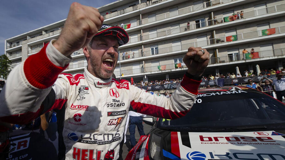 WTCR: Tiago Monteiro garante primeiro lugar da grelha no Japão