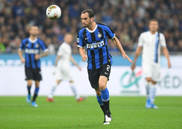 Godín, 33 anos, Inter.