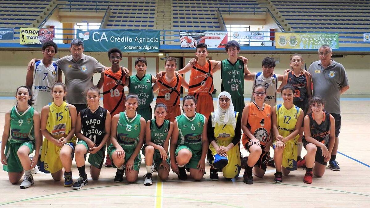 Árbitro impediu Fatima Habib de jogar: afinal, o que dizem as regras da FIBA? - Record
