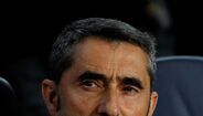 9.º Ernesto Valverde (Barcelona) - 9,3 M€/época