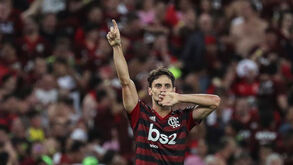 Barcelona de olho em joia de Jesus