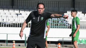 Liderança isolada em cima da mesa