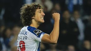 Operação à João Félix para Fábio Silva