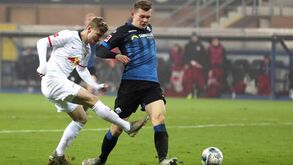 Leipzig vence e sobe à liderança provisória