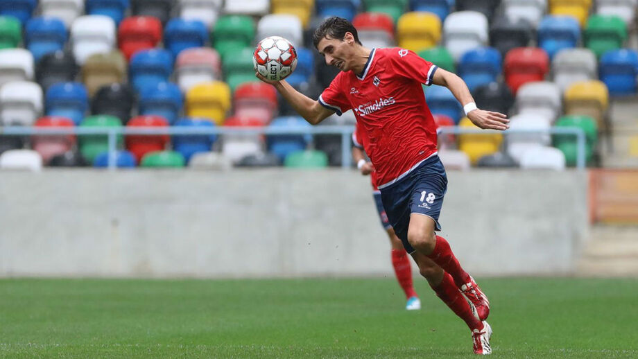 UD Oliveirense-Cova da Piedade, 2-0: Triunfo na despedida de Aveiro