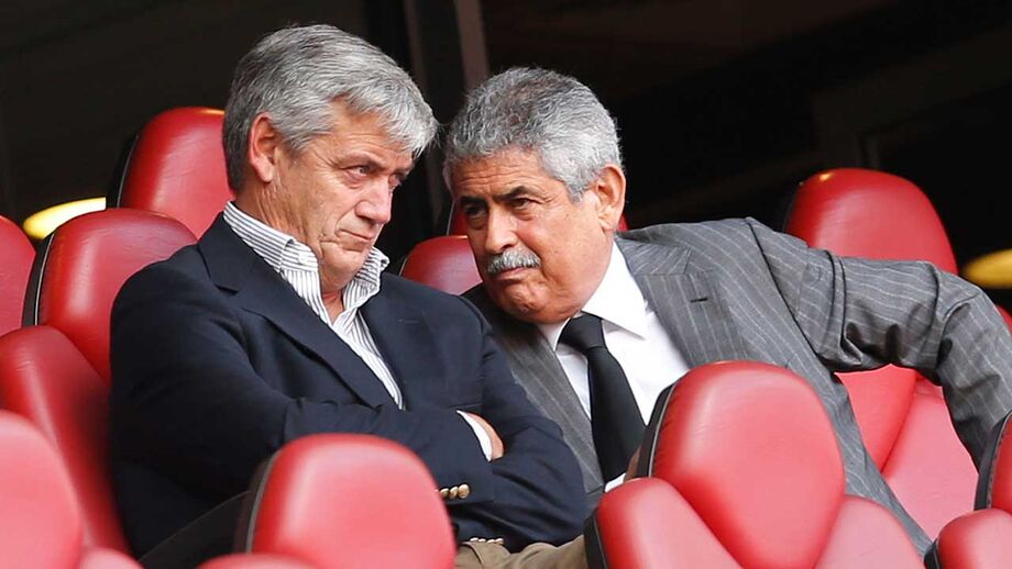 Benfica anuncia intenção de comprar ações da Benfica-SAD